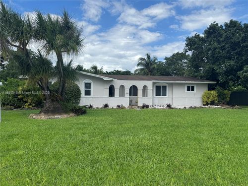 18565 Sw 295th Ter, Homestead, FL, 33030-2435 | Card Image