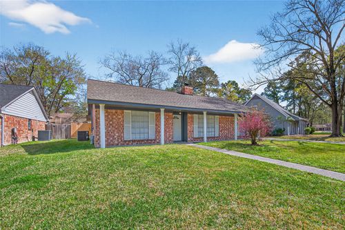 3242 Three Pines Dr, Kingwood, TX, 77339-2228 | Card Image