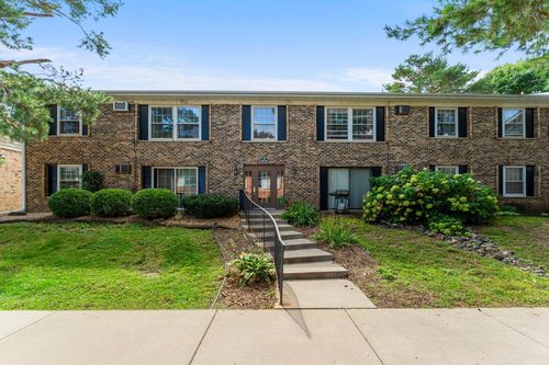 apt-8-806 Old Settlers Trl, Hopkins, MN, 55343-8037 | Card Image