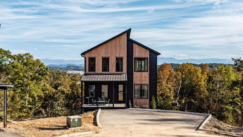 1434 Reedmont Way, Sevierville, TN, 37876 | Card Image