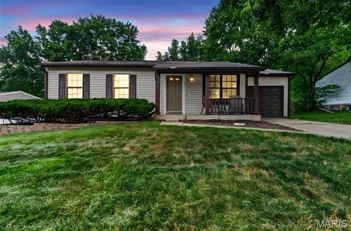 2305 Amarillo Drive, O'Fallon, MO, 63368 | Card Image