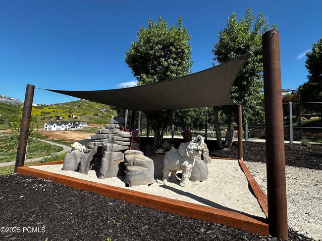 1625 N Cambridge Dr, Home with 0 bedrooms, 0 bathrooms and null parking in Midway UT | Image 4