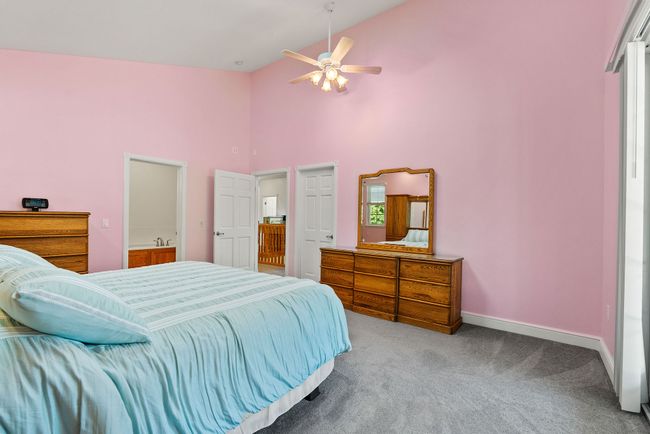 Ensuite 3/4 bath & walk-in closet | Image 20