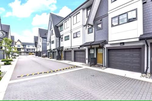 82-19451 Sutton Ave, Pitt Meadows, BC, V3Y0G6 | Card Image