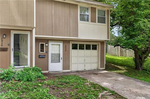 2836 Eaton St, Kansas City, KS, 66103-2160 | Card Image