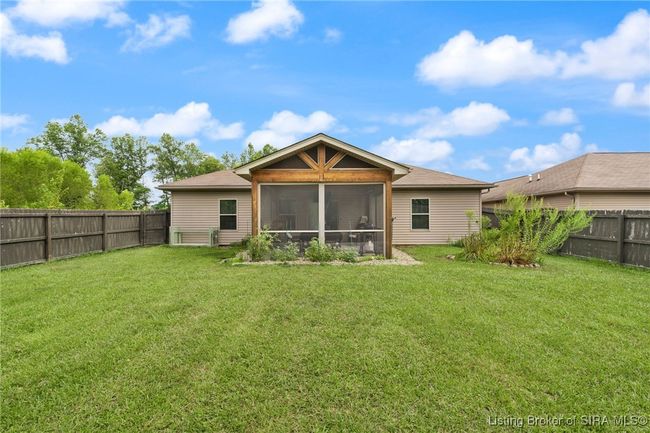 5613 Nature Vw, Home with 3 bedrooms, 2 bathrooms and null parking in Memphis IN | Image 21
