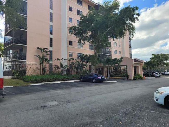 APT-402 - 20840 San Simeon Way, Condo with 2 bedrooms, 2 bathrooms and null parking in Miami FL | Image 10