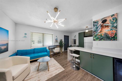 apt-2-7928 Harding Ave, Miami Beach, FL, 33141-1643 | Card Image