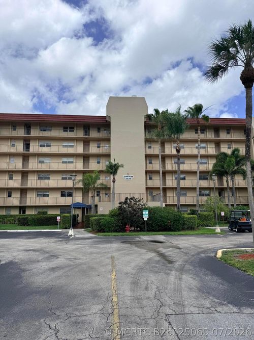 306-3836 Via Poinciana, Lake Worth, FL, 33467-2914 | Card Image