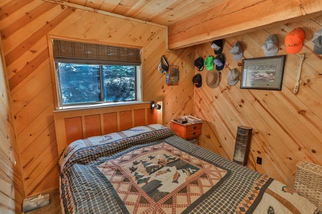 1529 Little Grass Valley Rd, House other with 3 bedrooms, 2 bathrooms and null parking in Strawberry Valley CA | Image 27