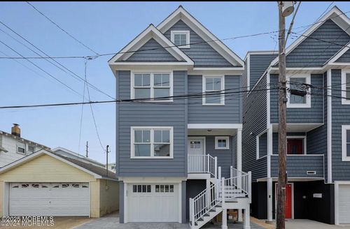 215 Bay Ter, Seaside Heights, NJ, 08751-2411 | Card Image