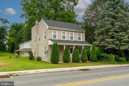 139 W Frederick St, MILLERSVILLE, PA, 17551-1911 | Card Image