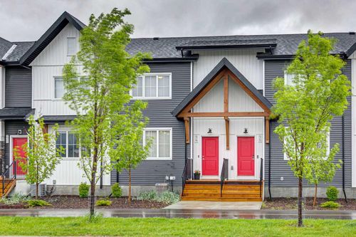 44 Creekside Blvd Sw, Calgary, AB, T2X4R1 | Card Image