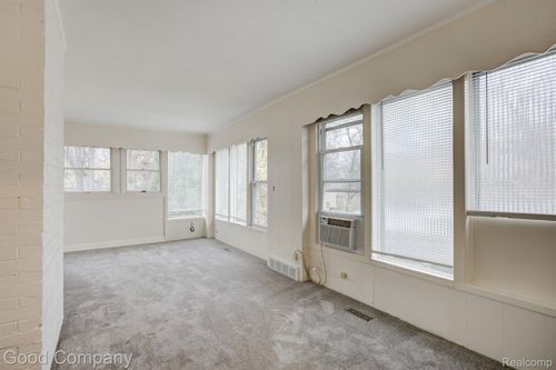 apt-3-273 Silman St, Ferndale, MI, 48220-2545 | Card Image