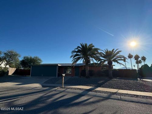 7836 N Soledad Avenue, Tucson, AZ, 85741 | Card Image