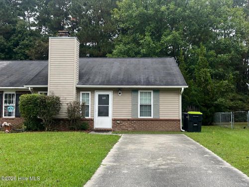 220 Live Oak Ct, Midway Park, NC, 28544-1657 | Card Image
