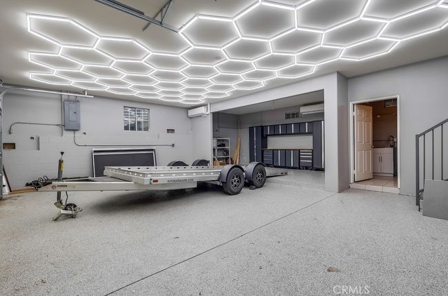 9733 Kentland Ave, House other with 5 bedrooms, 6 bathrooms and 3 parking in Chatsworth CA | Image 53