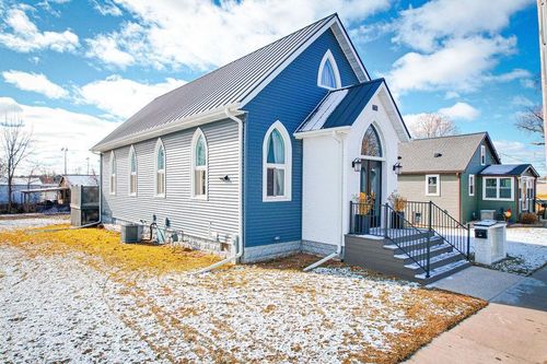 712 La Crosse St, Mauston, WI, 53948-1731 | Card Image