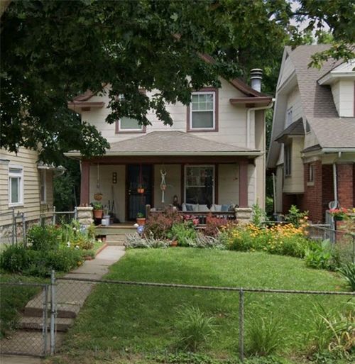4426 Norledge Ave, Kansas City, MO, 64123-1246 | Card Image