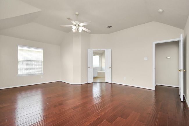 1604 Spring Glen Ln, House other with 3 bedrooms, 3 bathrooms and 2 parking in Pearland TX | Image 25