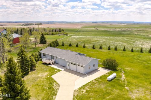 6504 Tj Ln, Bismarck, ND, 58503-6725 | Card Image