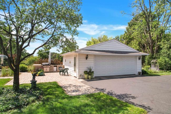 519 W Flint St, House other with 3 bedrooms, 3 bathrooms and null parking in Davison MI | Image 12