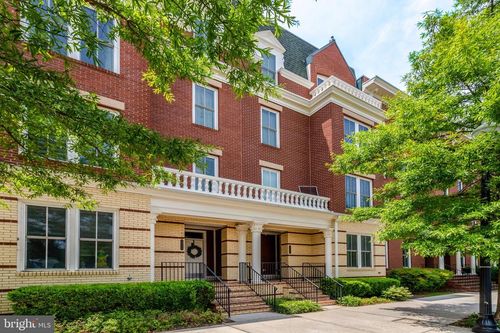 unit-101-2406 Potomac Ave, ALEXANDRIA, VA, 22301-1083 | Card Image