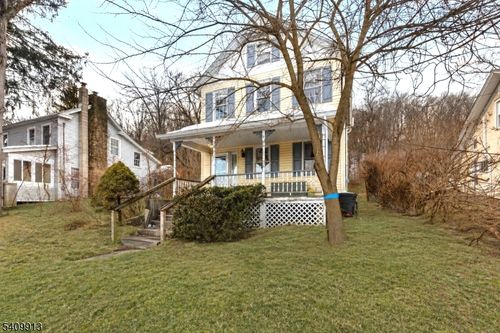 147 Millbrook Ave, Randolph, NJ, 07869-1401 | Card Image