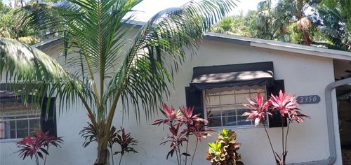 2-2350 Sw 18th Ter, Fort Lauderdale, FL, 33315-1814 | Card Image