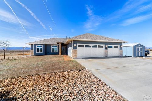 2581 Greenhorn View Dr, Pueblo West, CO, 81007-3308 | Card Image
