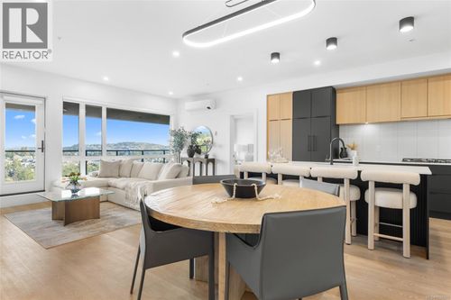 604-2341 Bear Mountain Pky, Langford, BC, V9B6V1 | Card Image