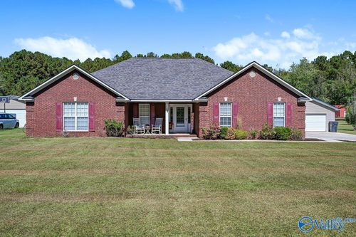 82 Nelson Hollow Rd, Somerville, AL, 35670-5777 | Card Image