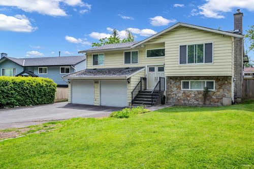 8855 146a St, Surrey, BC, V3R6Z9 | Card Image