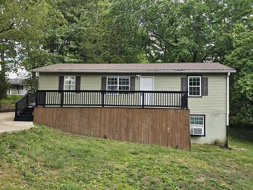 1698 Apple Valley Dr, Cookeville, TN, 38501-4441 | Card Image