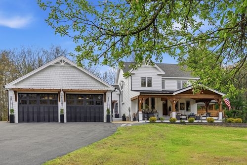 158 Pinecrest Rd, Litchfield, NH, 03052-2325 | Card Image