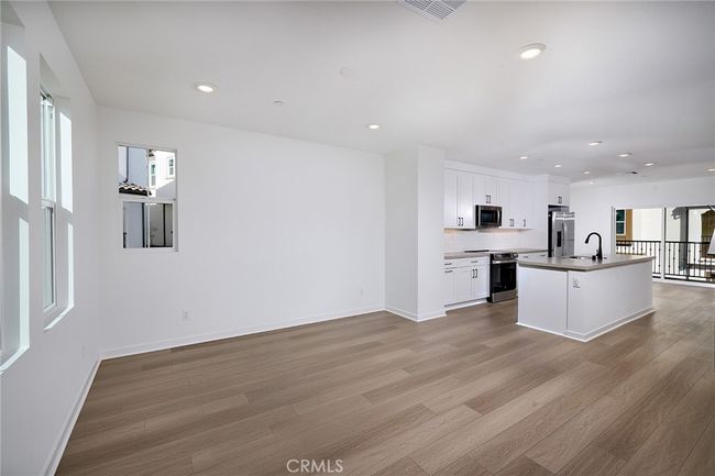 APT-1 - 9827 La Serna Dr, Condo with 3 bedrooms, 1 bathrooms and 2 parking in Whittier CA | Image 5