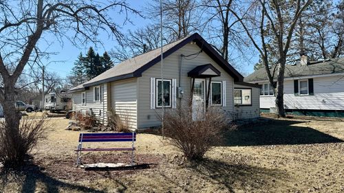 318 Main St Se, Menahga, MN, 56464-2441 | Card Image