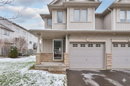 f34-175 David Bergey Dr, Kitchener, ON, N2E4H6 | Card Image