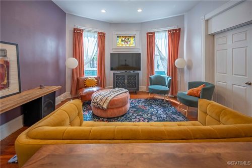 5 W Graham Rd, Richmond, VA, 23222-4304 | Card Image