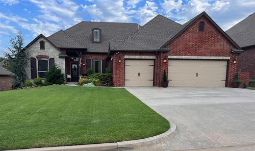 12610 Forest Ridge Dr, Choctaw, OK, 73020-6724 | Card Image