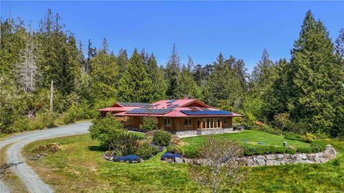 7708 W Coast Rd, Sooke, BC, V9Z0R7 | Card Image