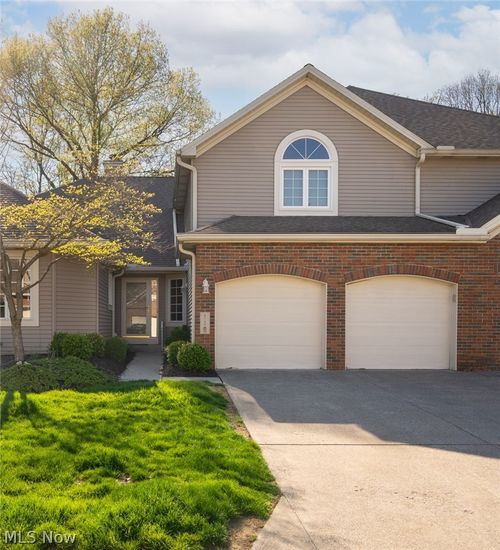 119 Ambleside Way, Amherst, OH, 44001-3406 | Card Image