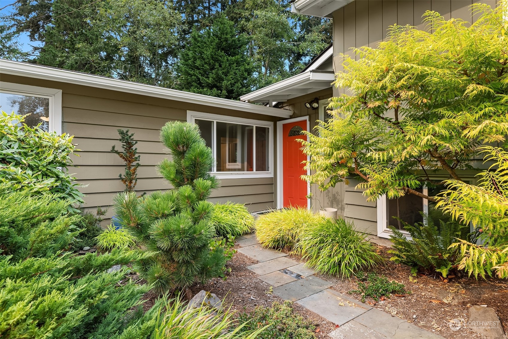 24th Pl, Shoreline, WA 98155