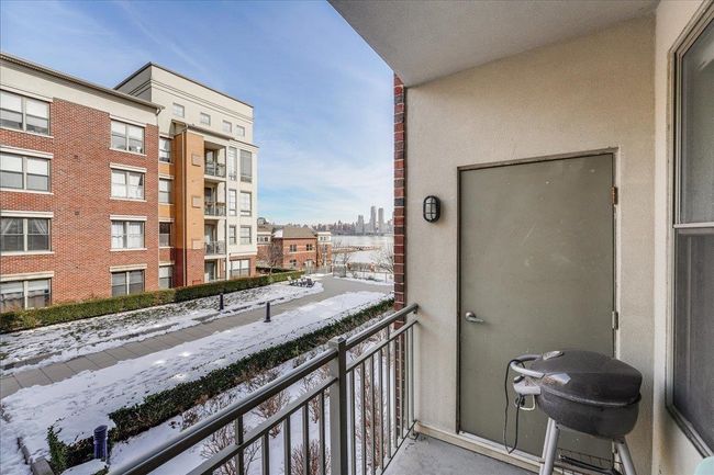 APT-213 - 26 Ave At Port Imperial, Condo with 1 bedrooms, 1 bathrooms and null parking in West New York NJ | Image 23