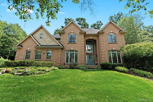 1665 Gleneagles, Highland, MI, 48357-4785 | Card Image