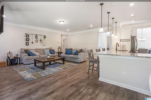 564 Bridlewood Cir, Morris, AL, 35116-1032 | Card Image