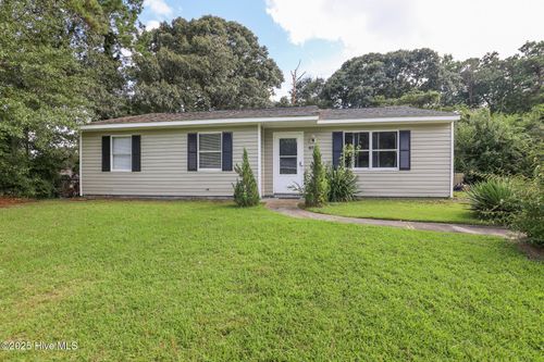 408 Sterling Rd, Jacksonville, NC, 28546-8438 | Card Image
