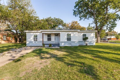 3025 Dahlia Dr, Dallas, TX, 75216-7717 | Card Image