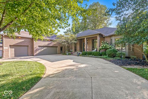 1121 Bayside Ct, Columbus, IN, 47201-3507 | Card Image