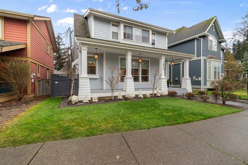 5850 Cowichan St, Chilliwack, BC, V2R0G8 | Card Image